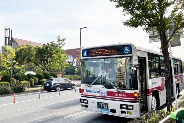 This bus is marked as wheelchair accessible.